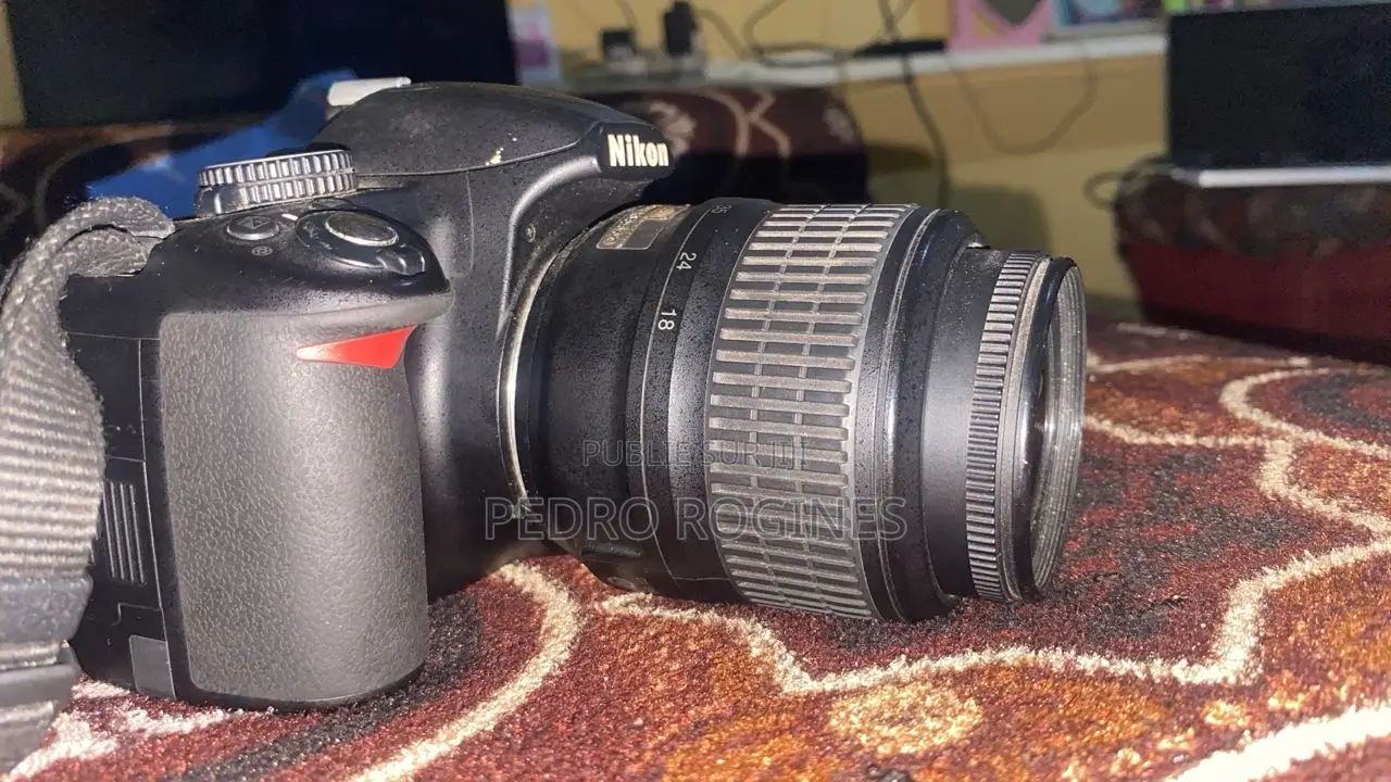 Nikon D3100 a Vendre Bon Prix Pointe Noire