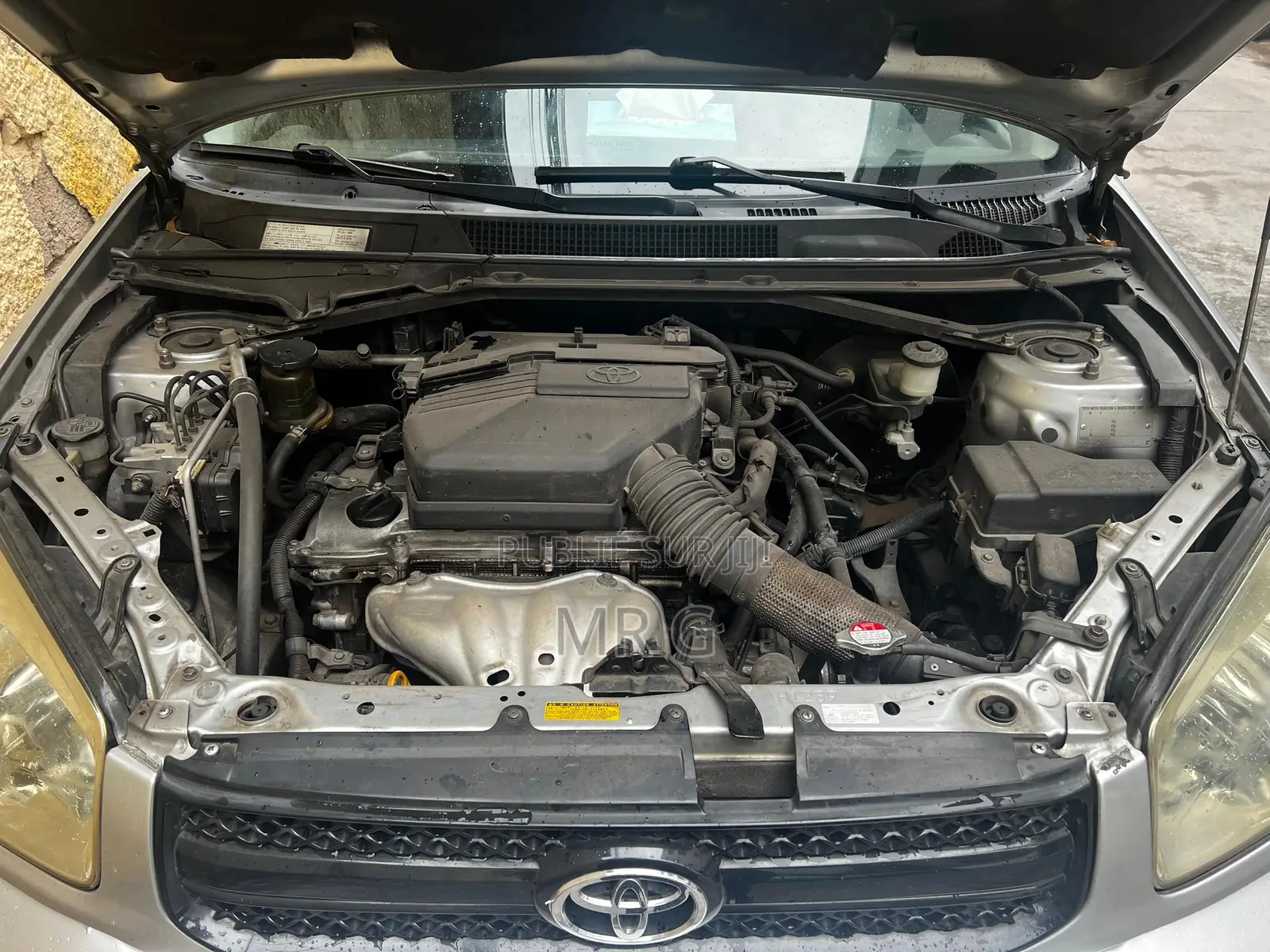 Toyota RAV4 2.0 4x4 2005 Gris