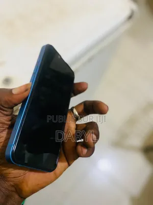 Apple iPhone 13 128 GB Bleu