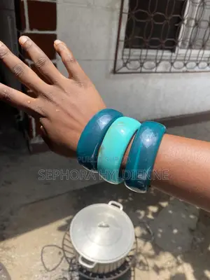 Bracelets Résine Rigide