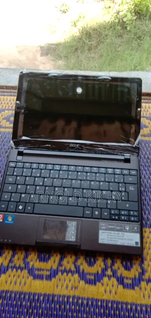 Ordinateur portable Acer Aspire 1 8GB Intel Core i7 HDD 500GB