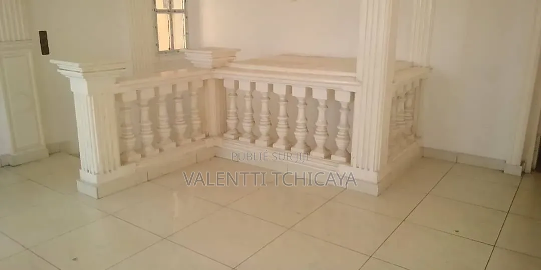 Villa Situé Au Centre Ville