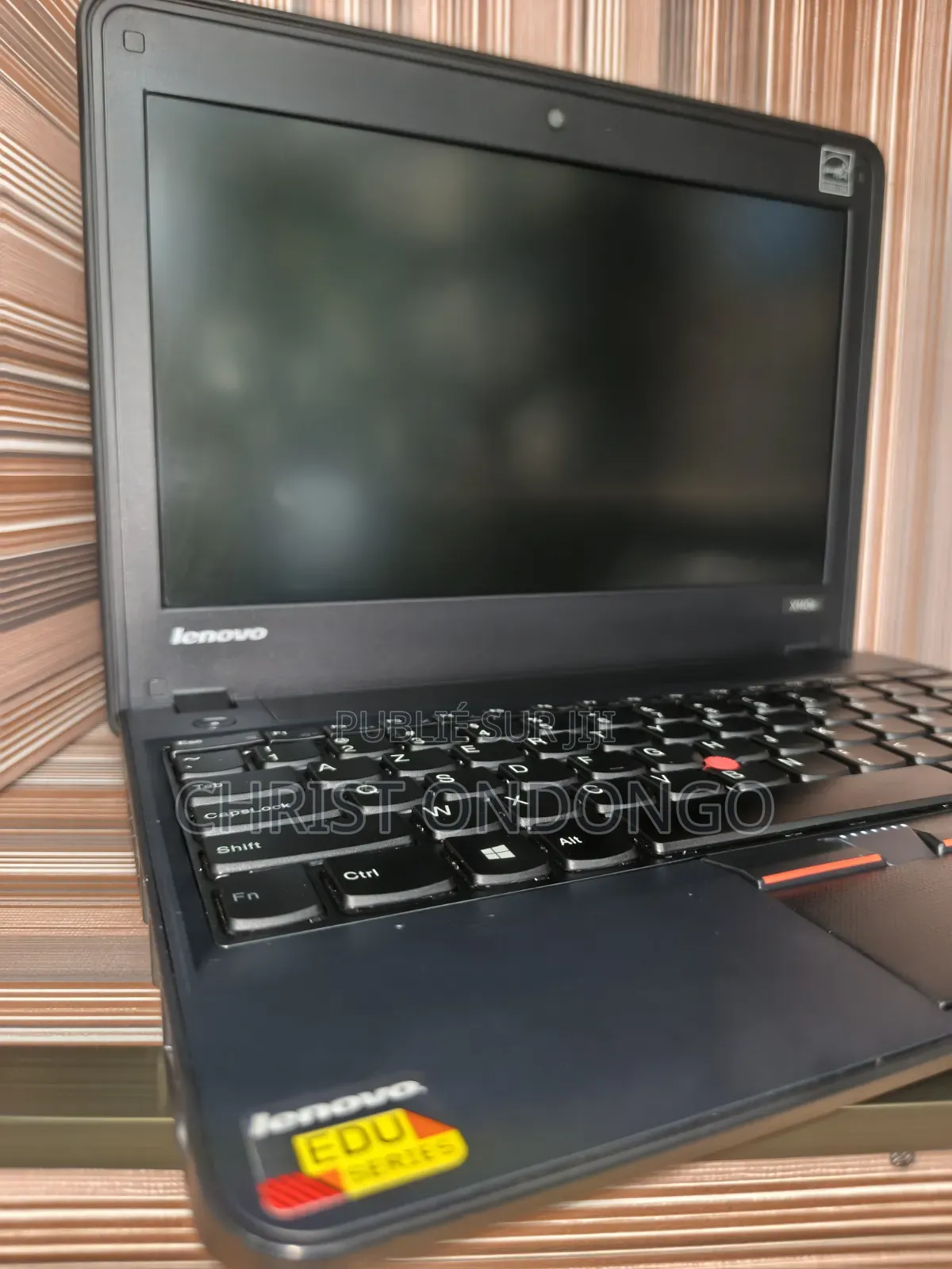 Ordinateur portable Lenovo ThinkPad T400s 4GB Intel Pentium HDD 500GB