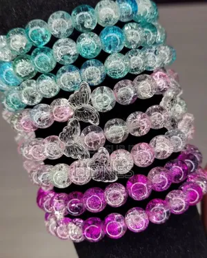 Bracelet Tendance Disponible