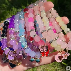 Bracelet Tendance Disponible