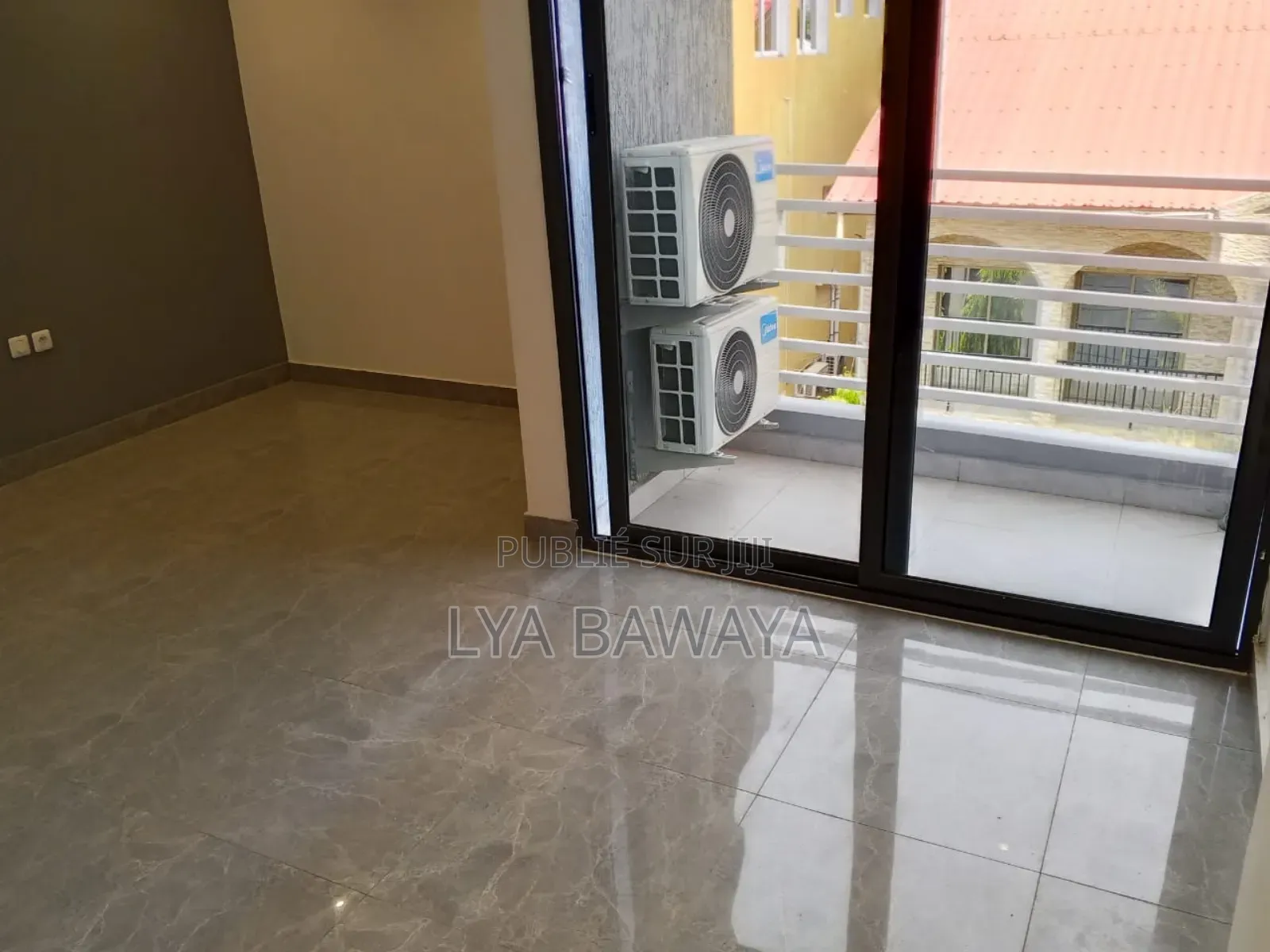 2chbre Appartement-terrasse dans Aps Immo :, Moungali à Louer