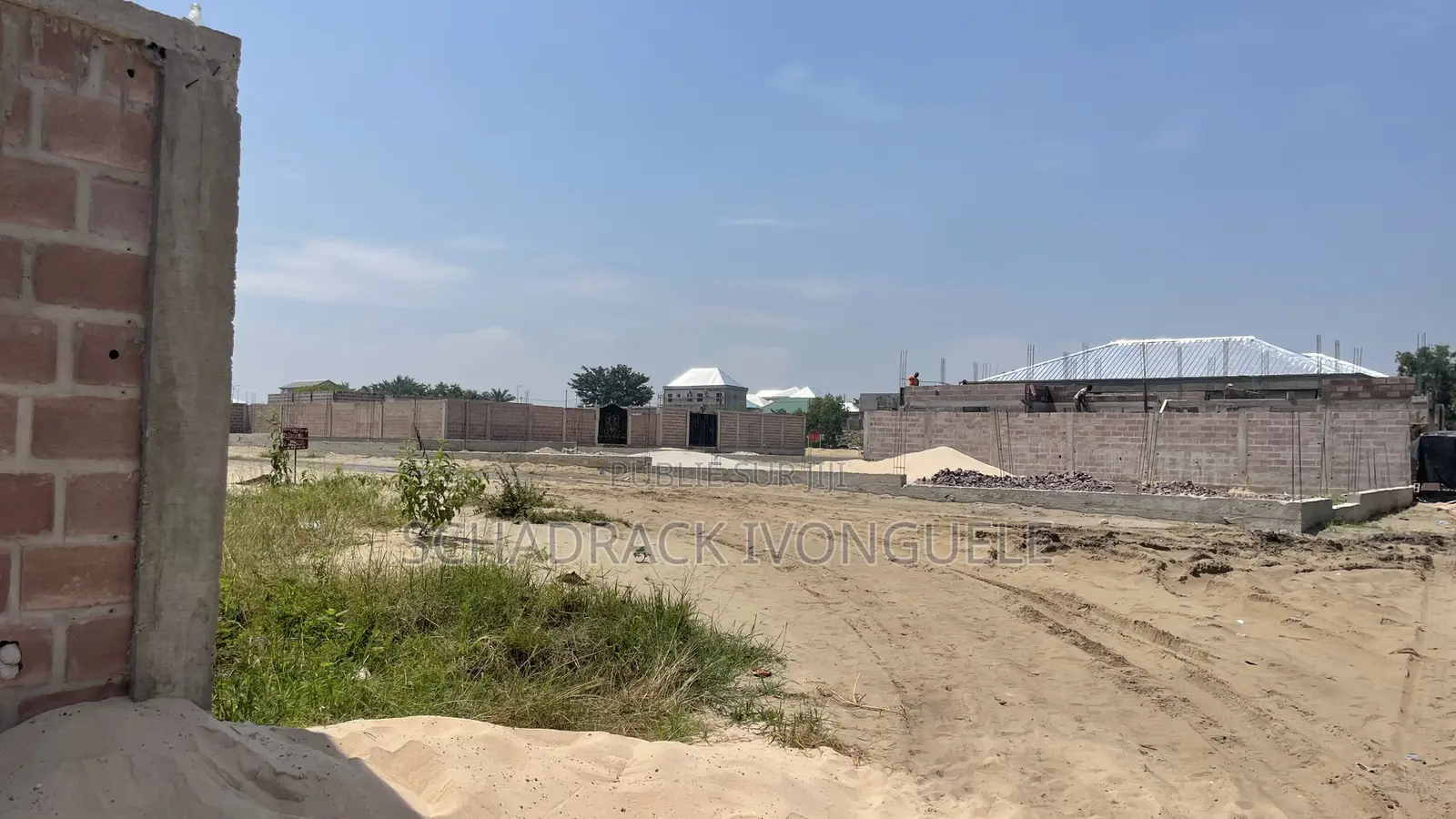 Parcelle De 400m2 À Vendre