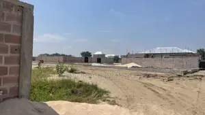 Parcelle De 400m2 À Vendre