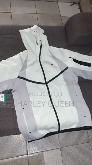 A Vendre,Prix Discutable