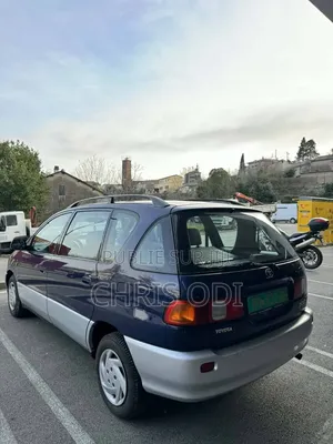 Toyota Picnic 1999 Bleu