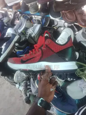 Paire Pour Jouer Au Basket