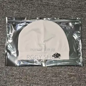 Bonnet Syna World