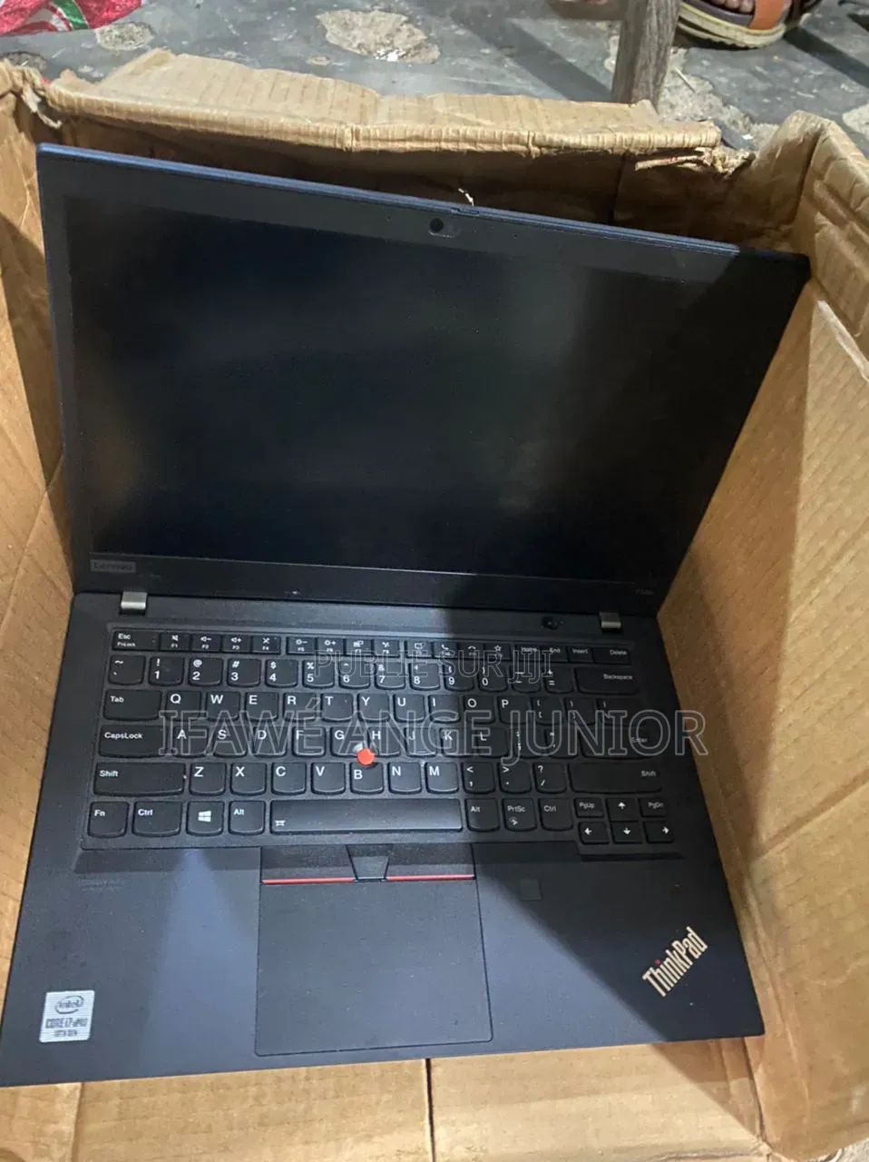 Ordinateur portable HP 14-dq1025cl 8GB Intel Core i7 SSD 256GB