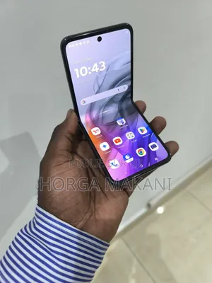 Nouveau Motorola Razr 50 256 GB Doré