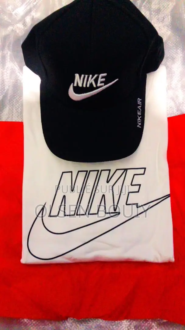 Vente De Tee-Shirts Et Casquette