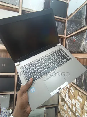 Ordinateur portable Toshiba Dynabook t552 8GB Intel Core i5 SSD 256GB