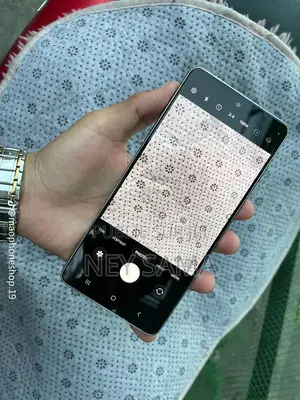 Nouveau Samsung Galaxy A73 5G 128 GB Noir