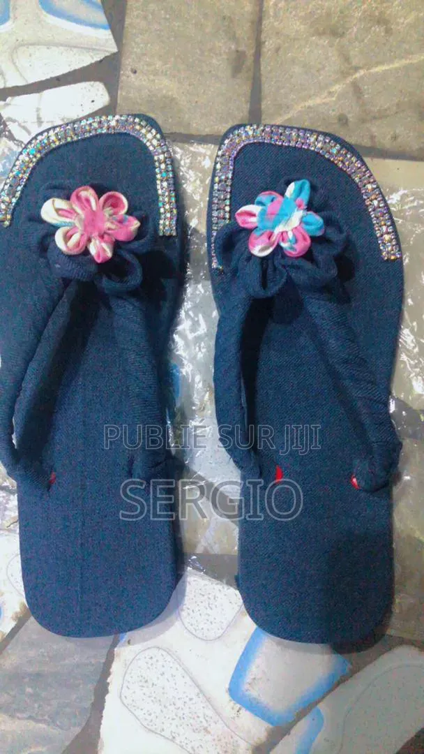 Babouche Chez MLP Service La Sûreté Est Notre Priorité