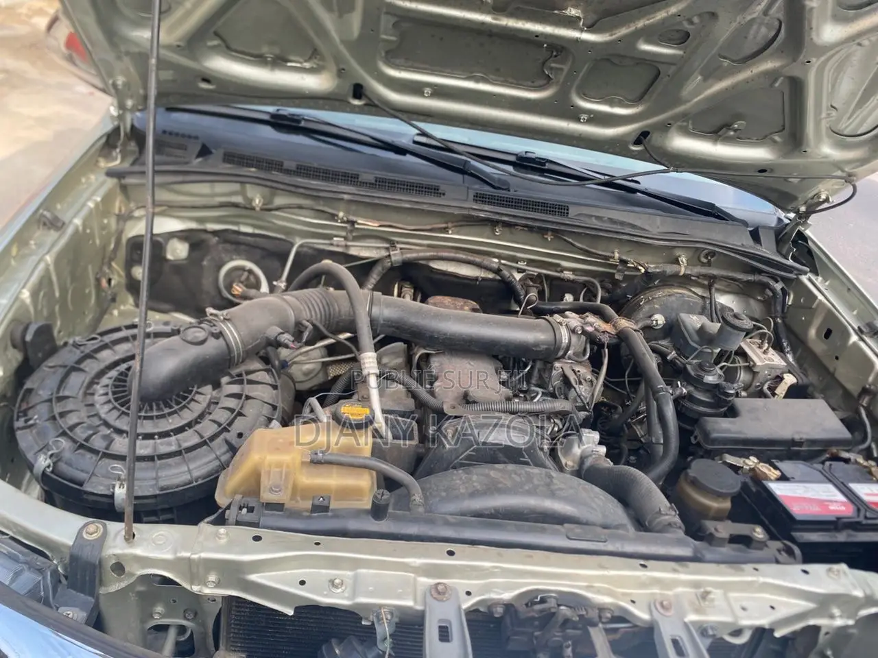 Toyota Hilux 2012 Gris