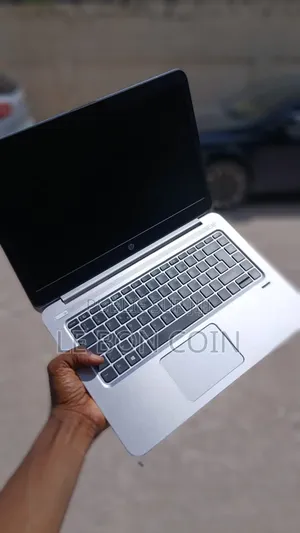 Nouveau HP EliteBook 1040 8GB Intel Core i5 SSD 256GB
