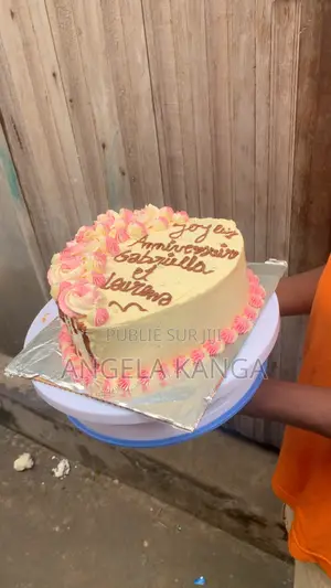 Gâteaux d'Anniversaire Maison : Génoise À La Crème