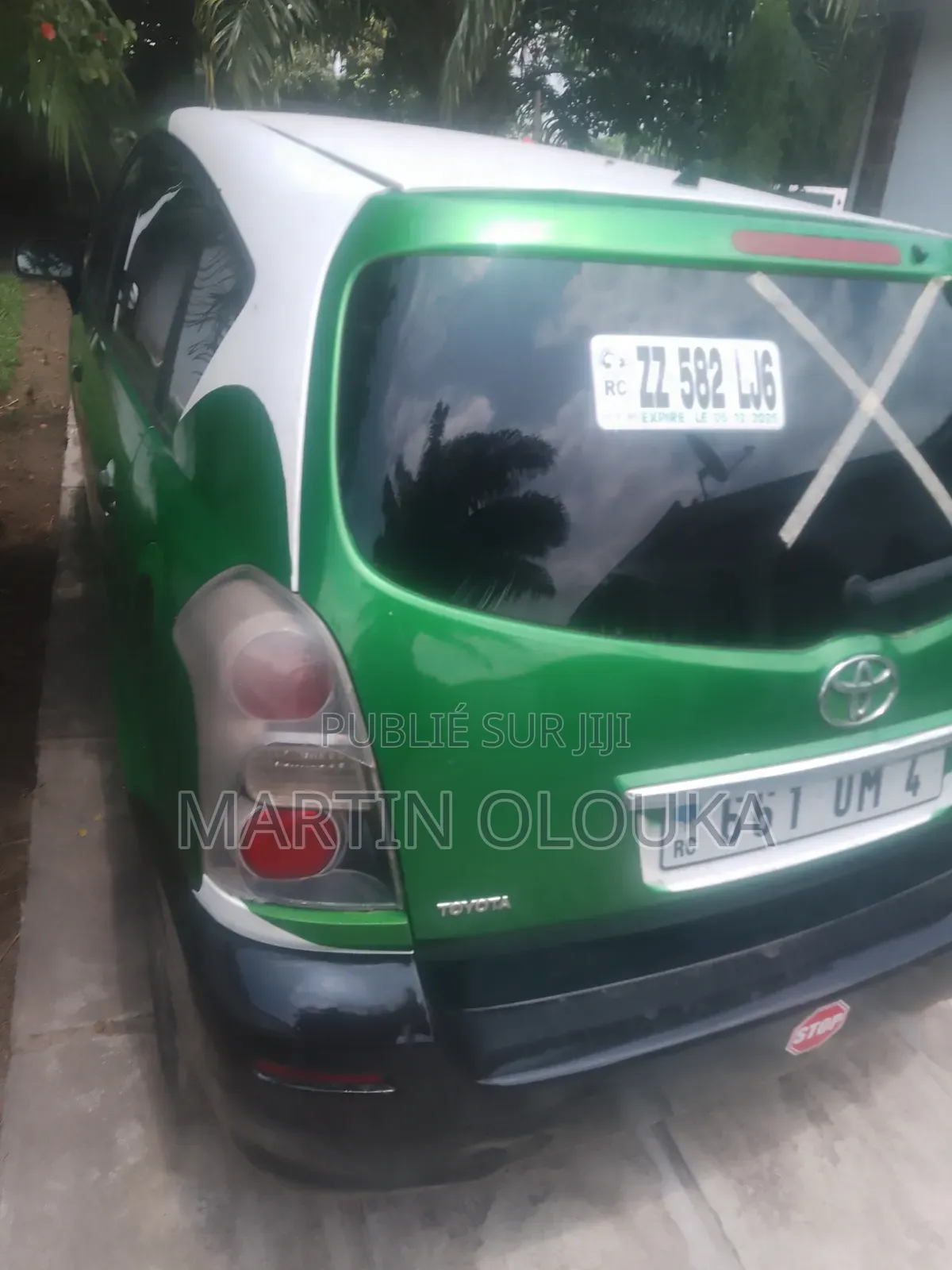 Toyota Verso 2.2 150 hp 2012 Vert