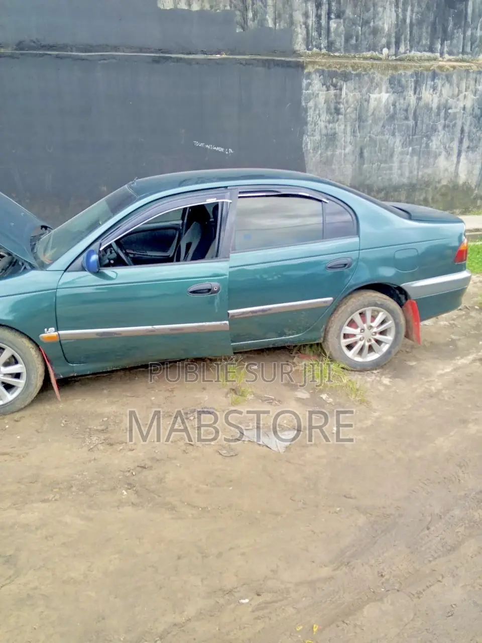 Toyota Avensis 2016 Vert