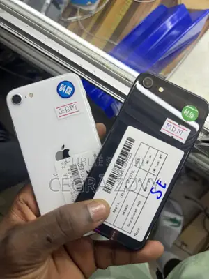 Nouveau Apple iPhone SE 64 GB Noir