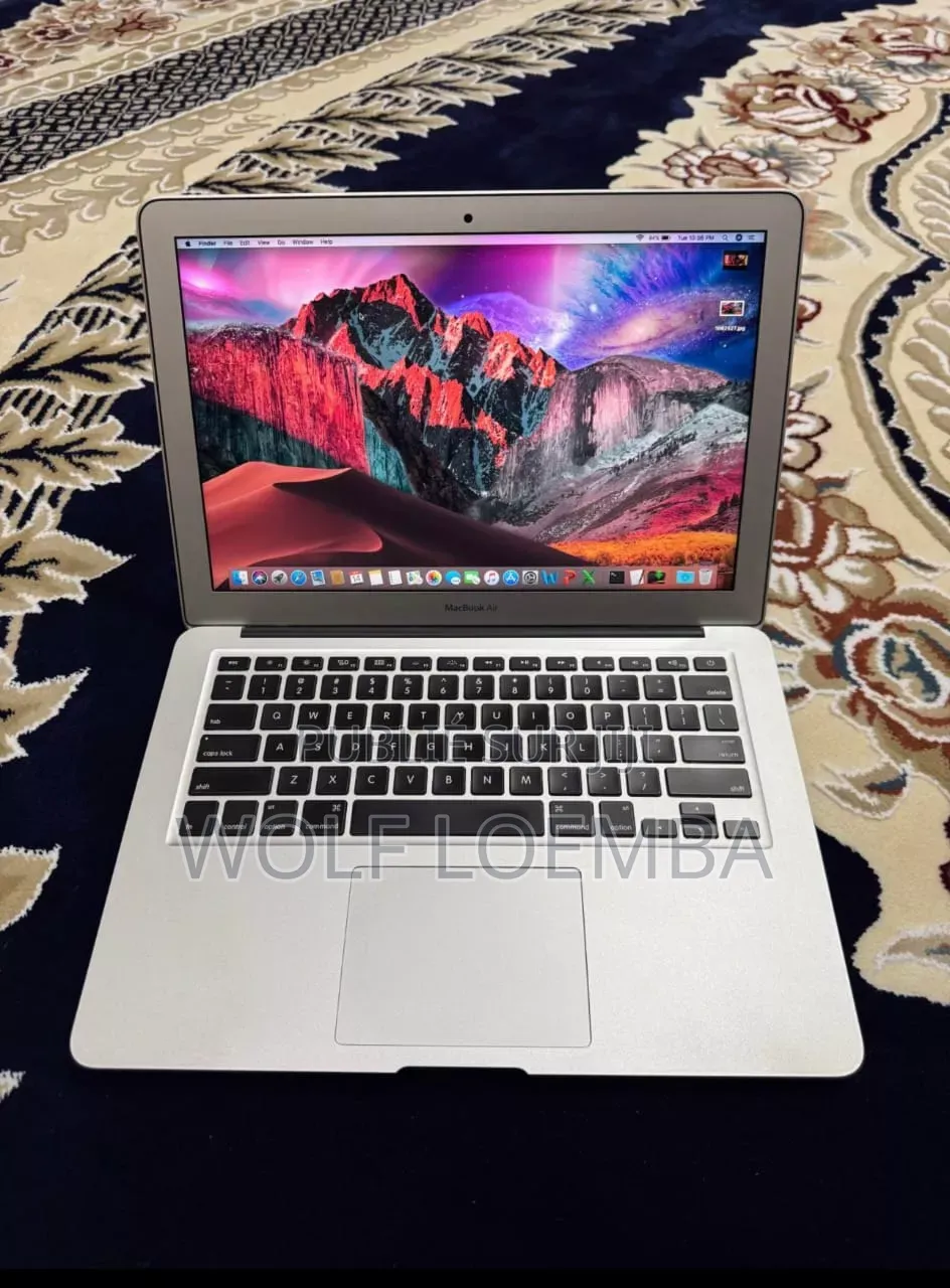 Nouveau Apple MacBook 2017 4GB Intel Core Ultra 5 SSD 128GB