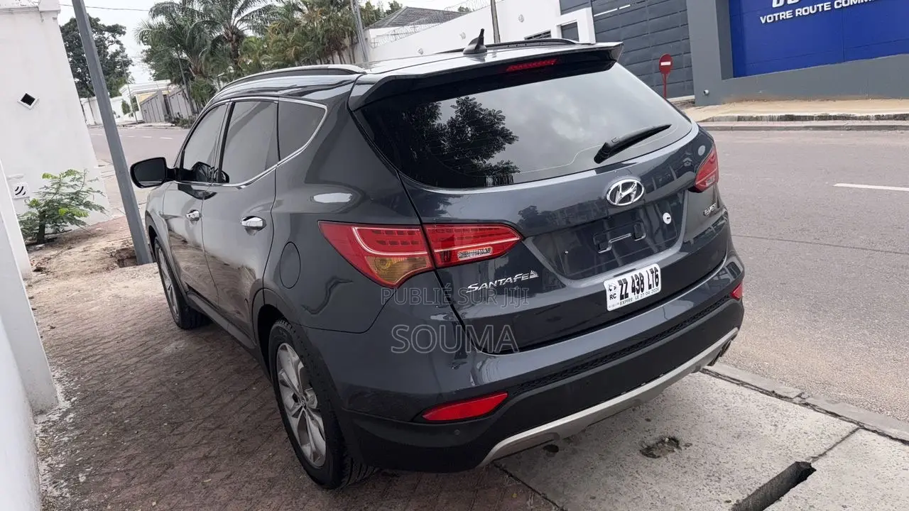 Hyundai Santa Fe 2015 Gris
