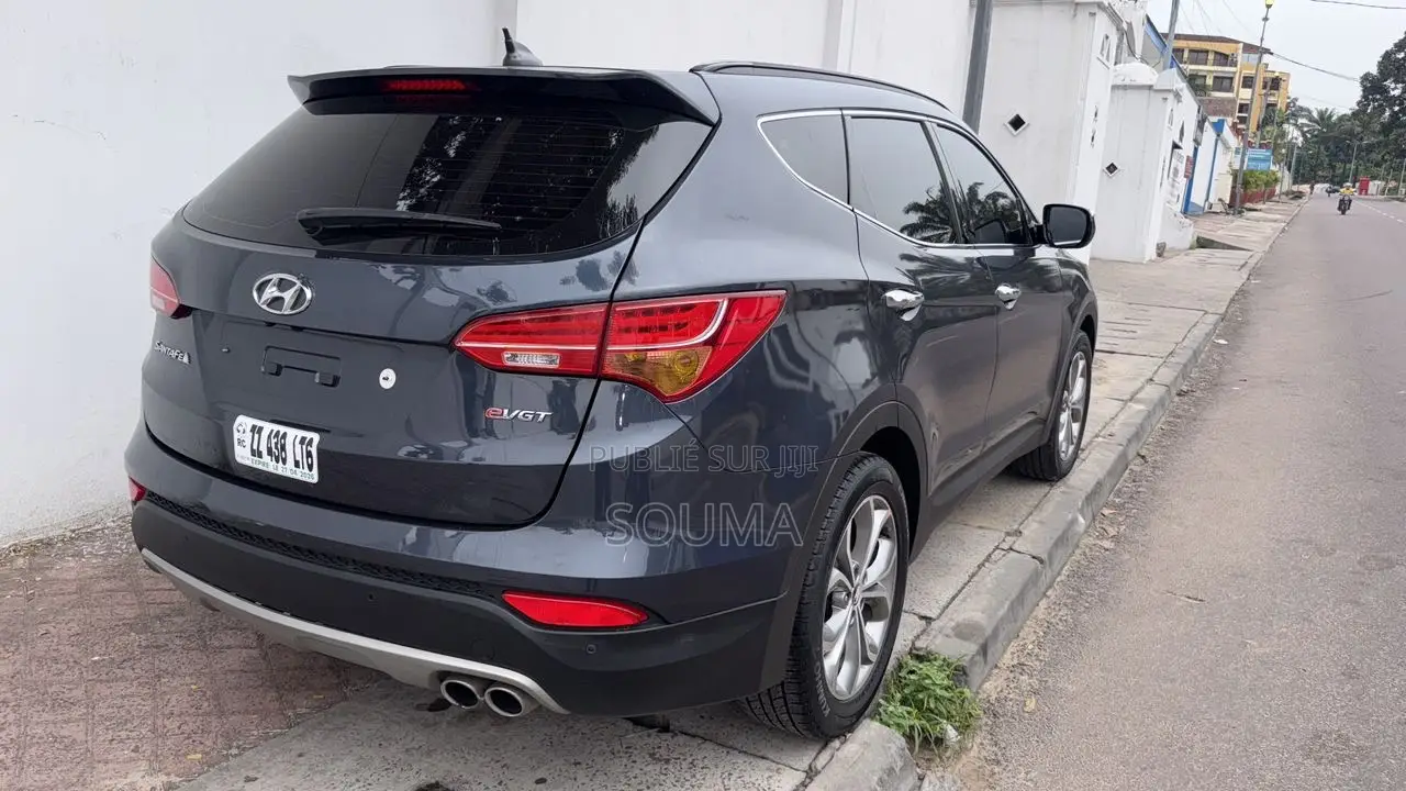 Hyundai Santa Fe 2015 Gris