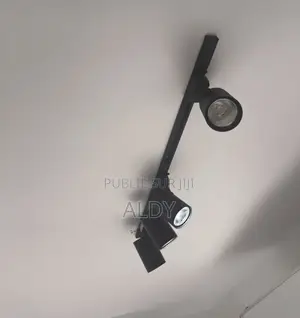 Un Spot À 6500fcf at