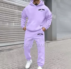 Complet Pull Lourd État Neuf 25.000fc Légèrement Discutable