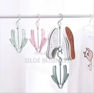 Cintre De Chaussures