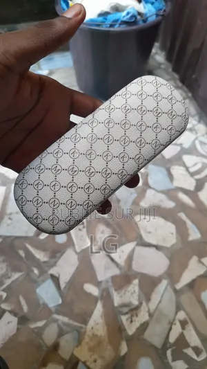 Lunette Cartier Originale Et Boîtier + Tissus Nettoyant