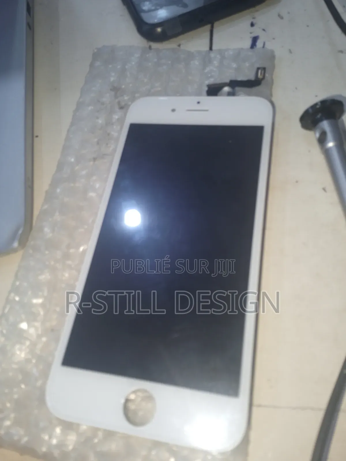 Nouveau Apple iPhone 6s 64 GB Blanc