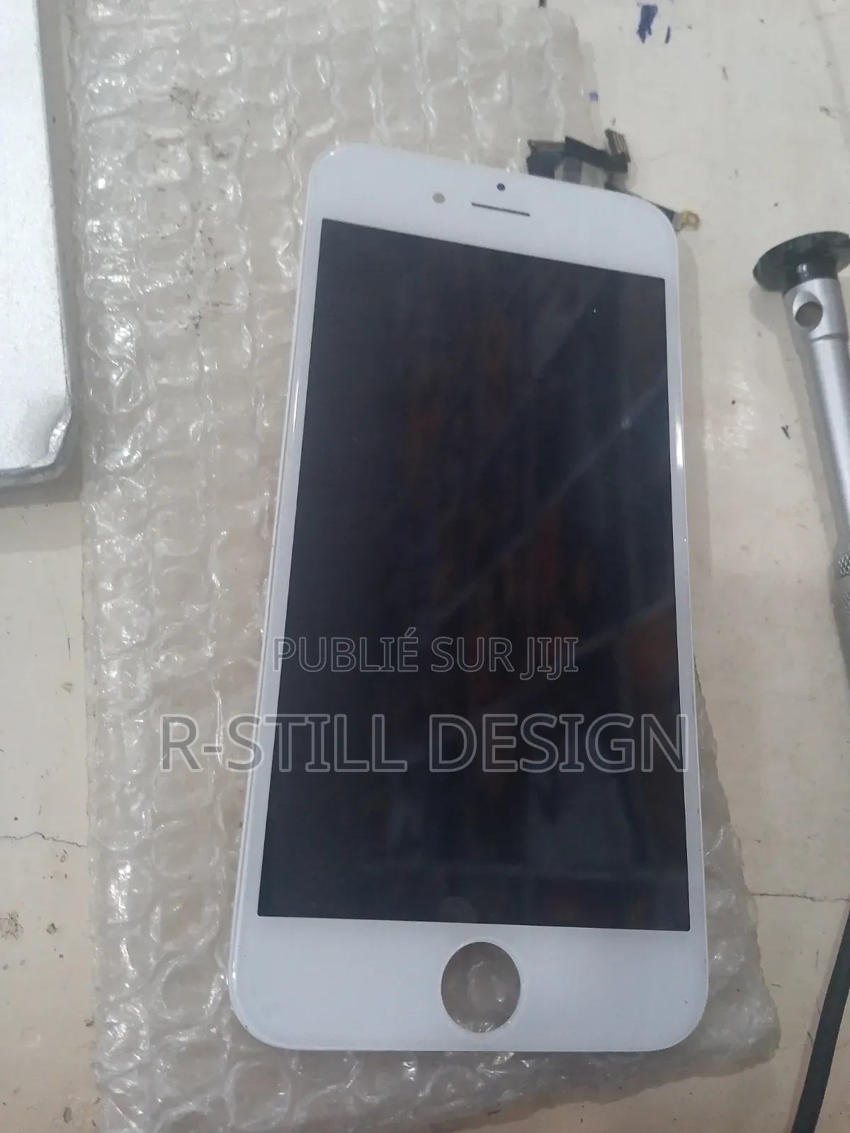 Nouveau Apple iPhone 6s 64 GB Blanc
