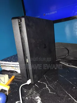 Je Vends Une Ps4 Slim