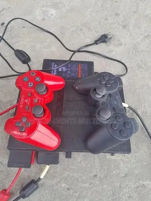 Des Playstation 2 Au Complet Plus Tele Sharp 12 Pousse