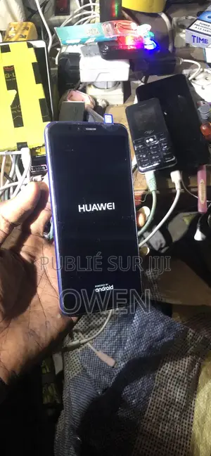 Nouveau Huawei Y6 2018 16 GB Bleu