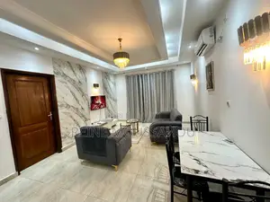 Meublé 2chbre Appartement dans Brazzaville, Moungali à Louer