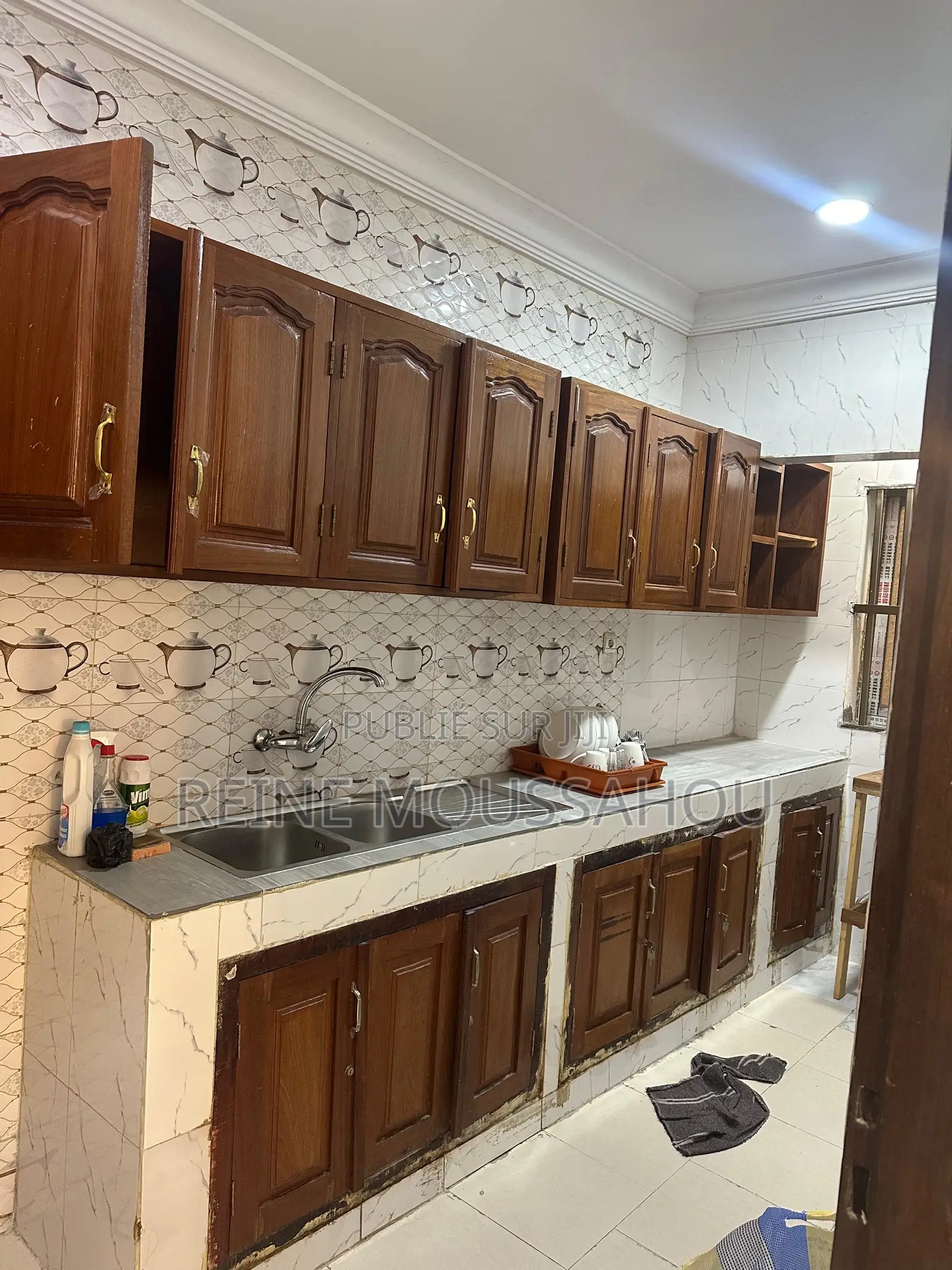 Meublé 2chbre Appartement dans Brazzaville, Moungali à Louer