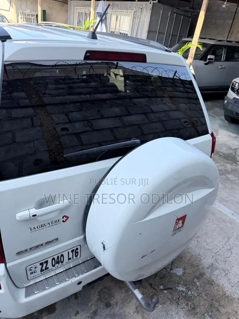 Suzuki Grand Vitara 2.4 Automatic 2009 Blanc