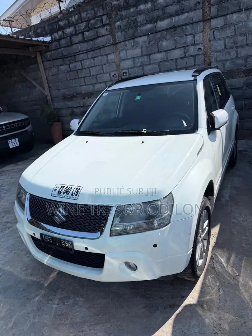 Suzuki Grand Vitara 2.4 Automatic 2009 Blanc