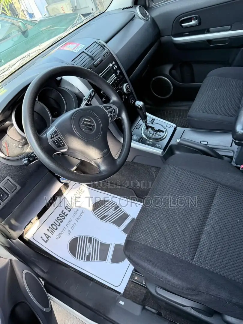 Suzuki Grand Vitara 2.4 Automatic 2009 Blanc