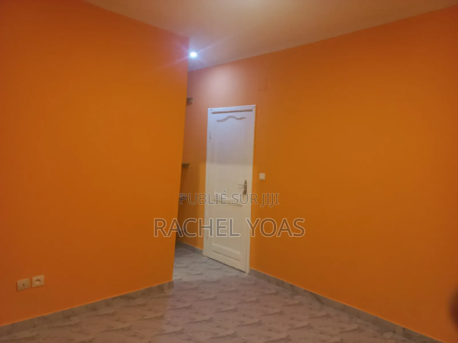 1chbre Appartement partagé dans Otsende, Mongo-Mpoukou à Louer