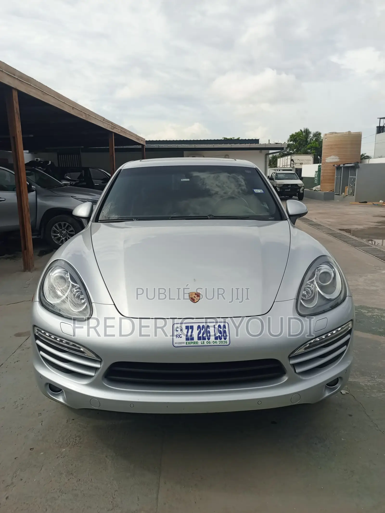 Porsche Cayenne 4dr SUV AWD (3.6L 6cyl 6M) 2014 Gris