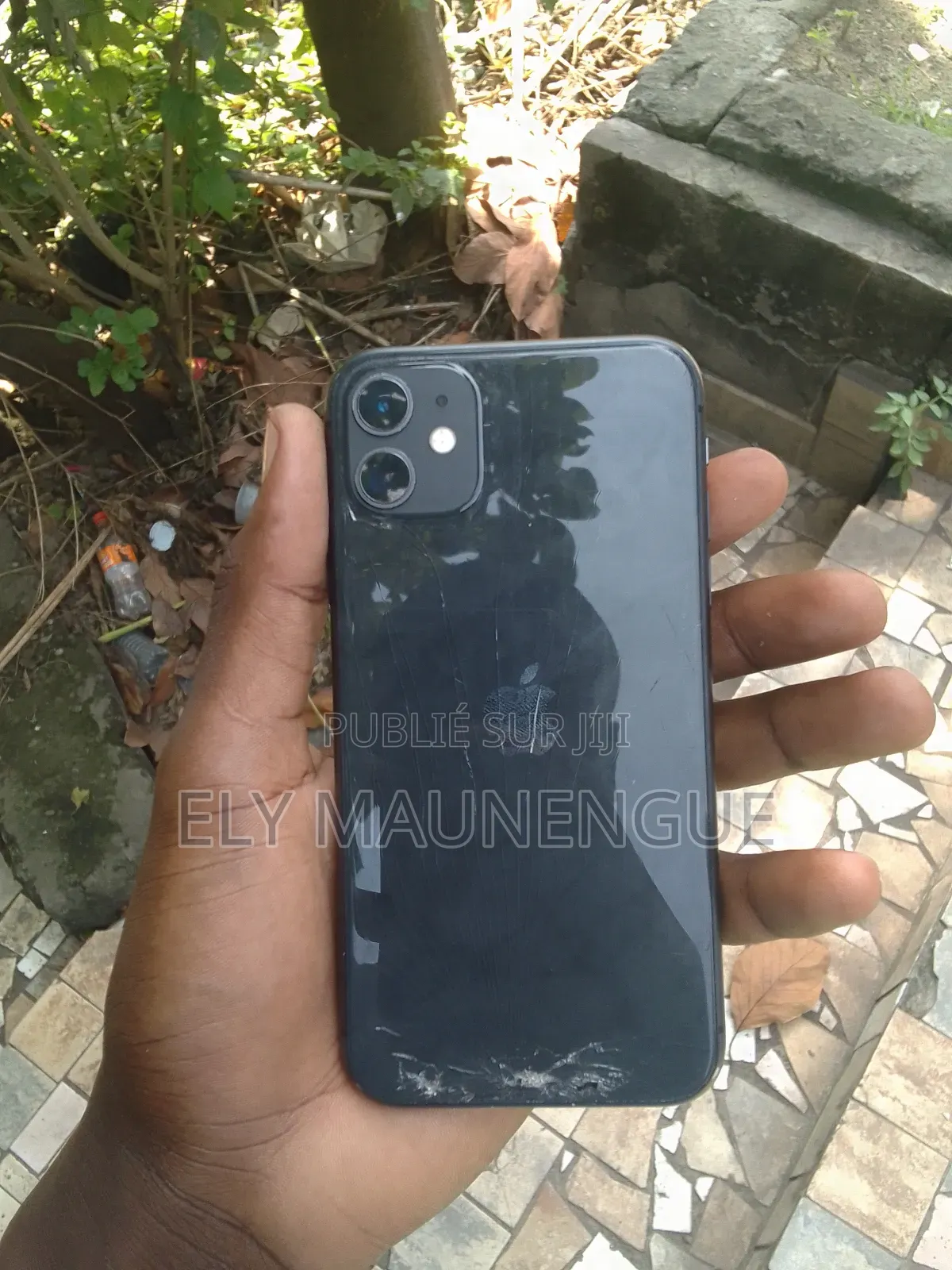 Apple iPhone 11 64 GB Noir