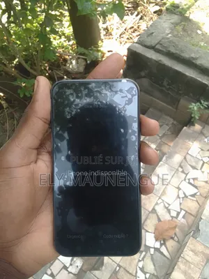 Apple iPhone 11 64 GB Noir