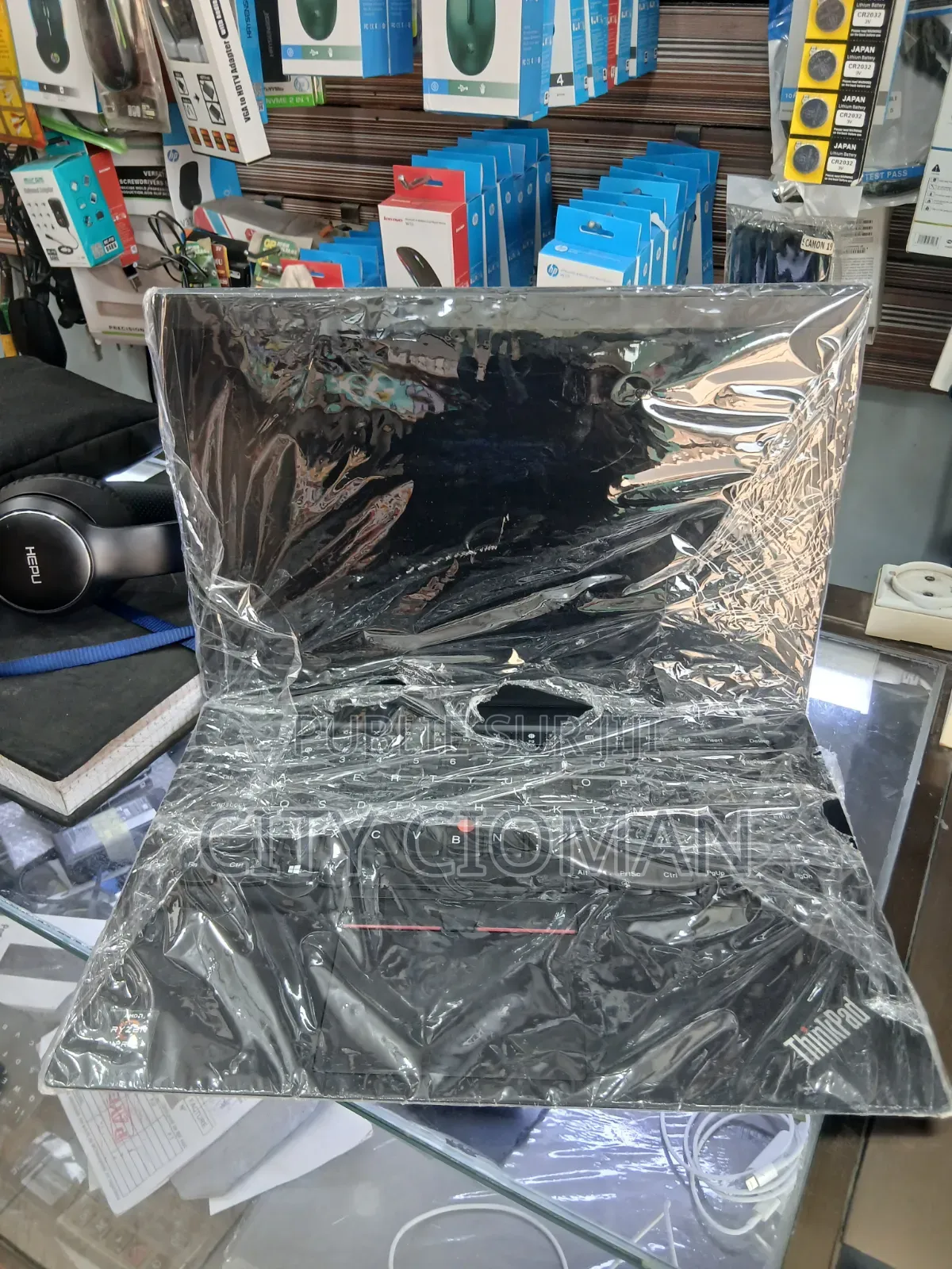 Nouveau Lenovo ThinkPad t495s 16GB AMD Ryzen 7 SSD 512GB